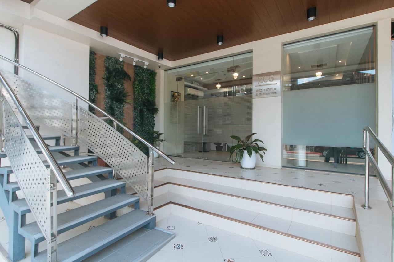 Reddoorz Plus @ Bez Tower And Residences San Juan Exterior foto
