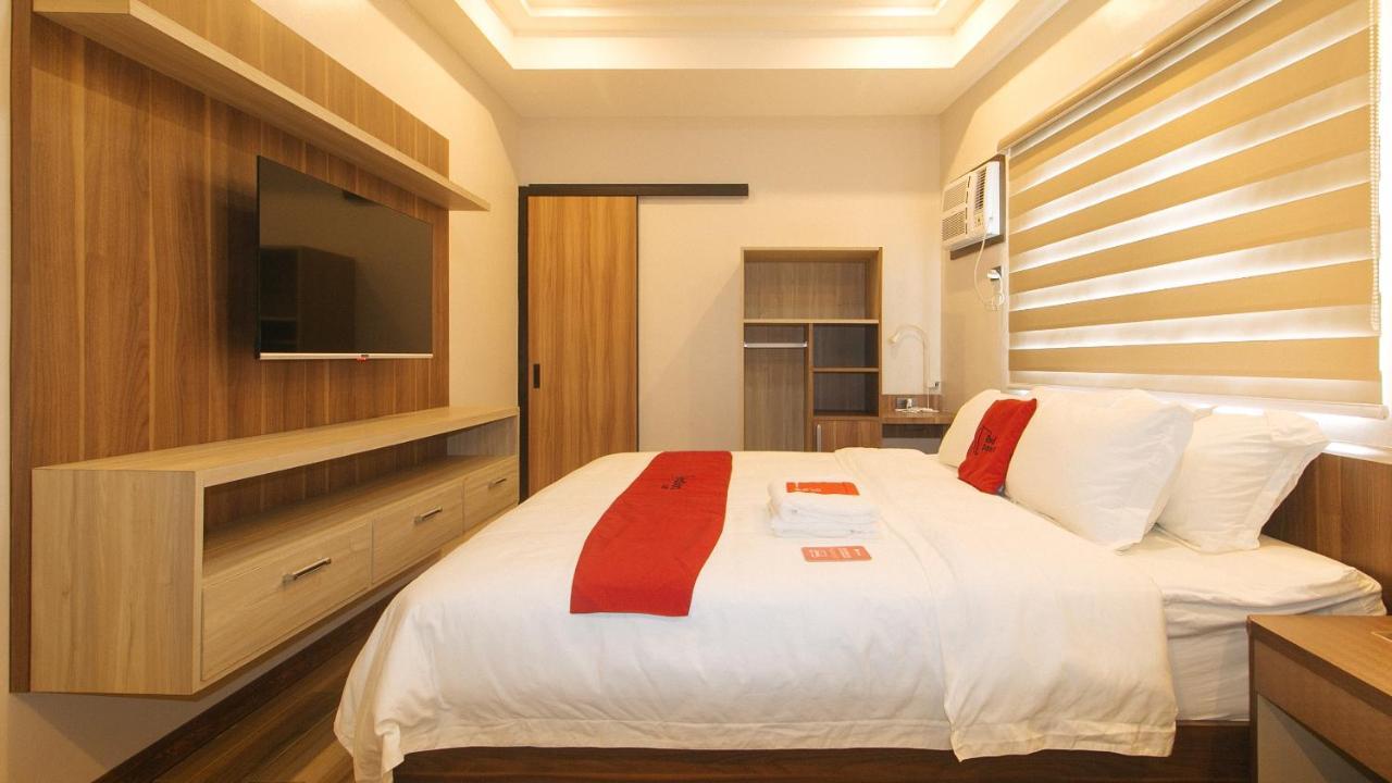 Reddoorz Plus @ Bez Tower And Residences San Juan Exterior foto