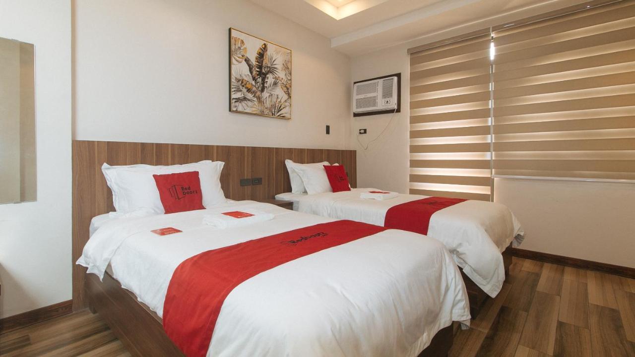 Reddoorz Plus @ Bez Tower And Residences San Juan Exterior foto