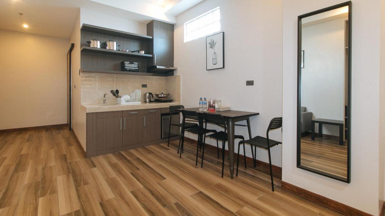 Reddoorz Plus @ Bez Tower And Residences San Juan Exterior foto