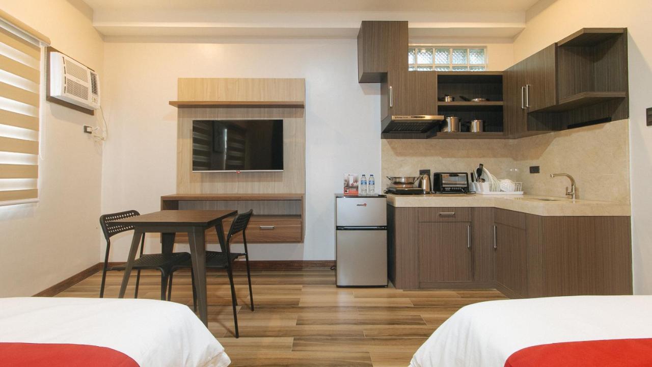 Reddoorz Plus @ Bez Tower And Residences San Juan Exterior foto