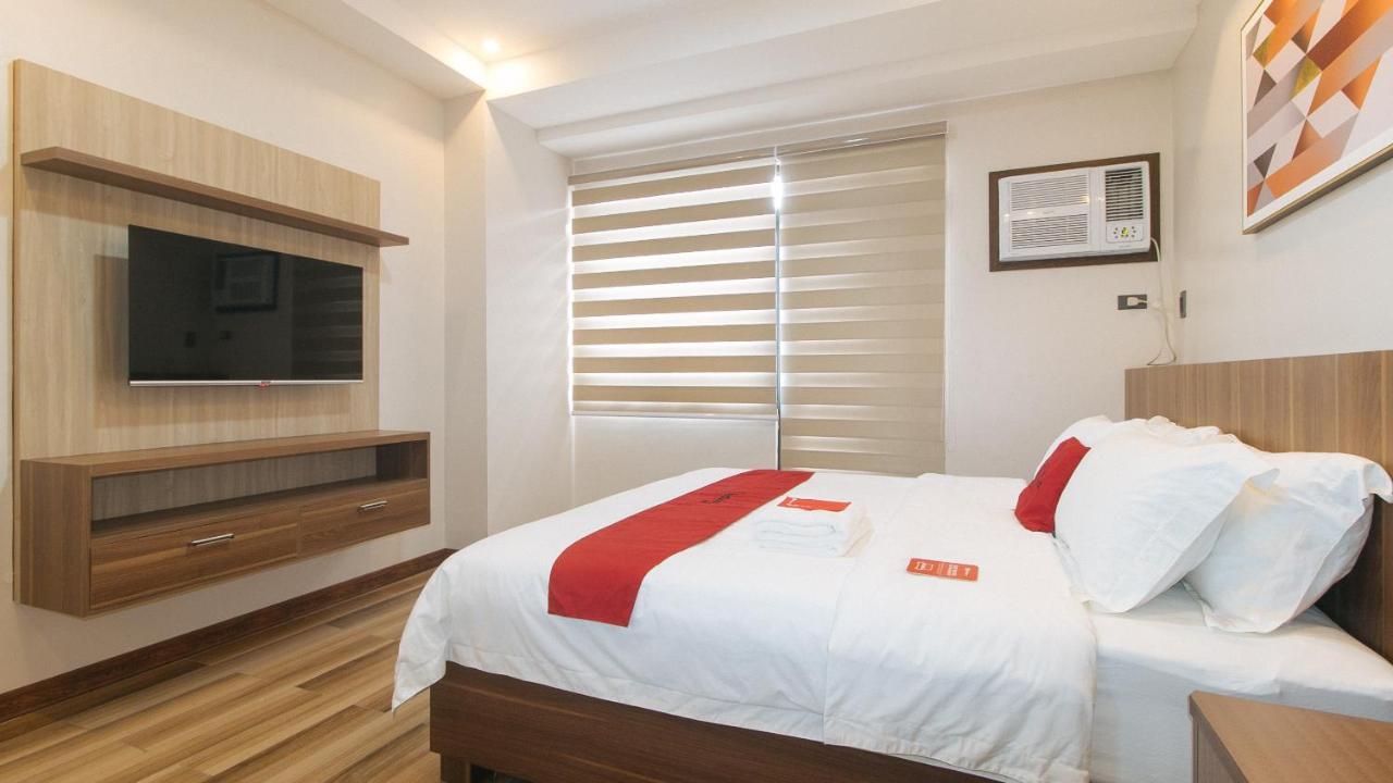 Reddoorz Plus @ Bez Tower And Residences San Juan Exterior foto
