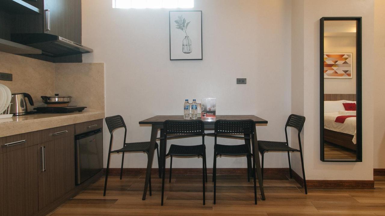 Reddoorz Plus @ Bez Tower And Residences San Juan Exterior foto