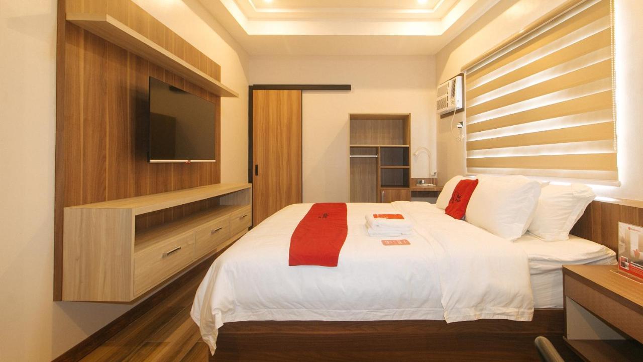 Reddoorz Plus @ Bez Tower And Residences San Juan Exterior foto